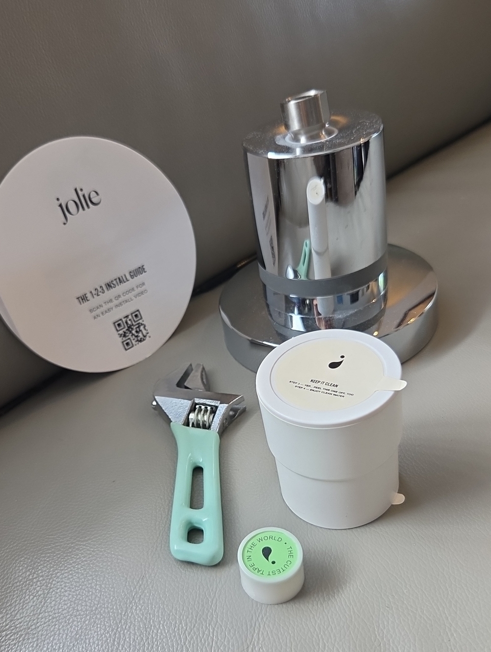 Jolie Chrome Shower Head Set with Mint Wrench and Replacement Filter Included